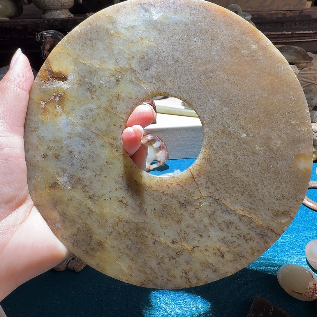 用***8和田玉未镶嵌挂件