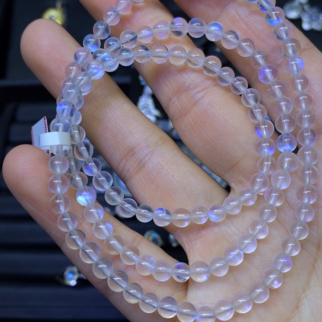 月光石手链未镶嵌四*?