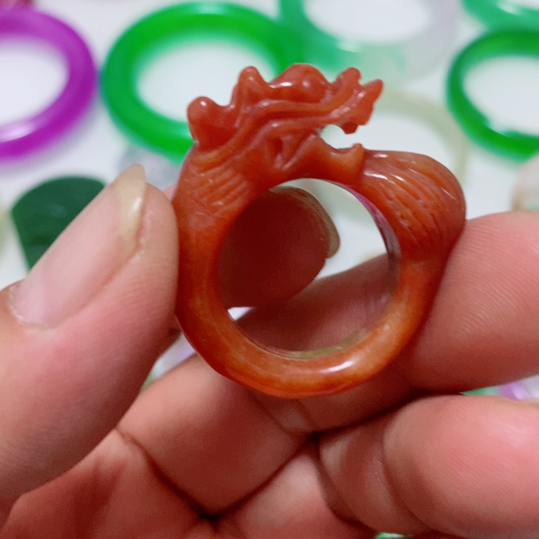 摆件直播间抽时间回来吃饭吧肉肉