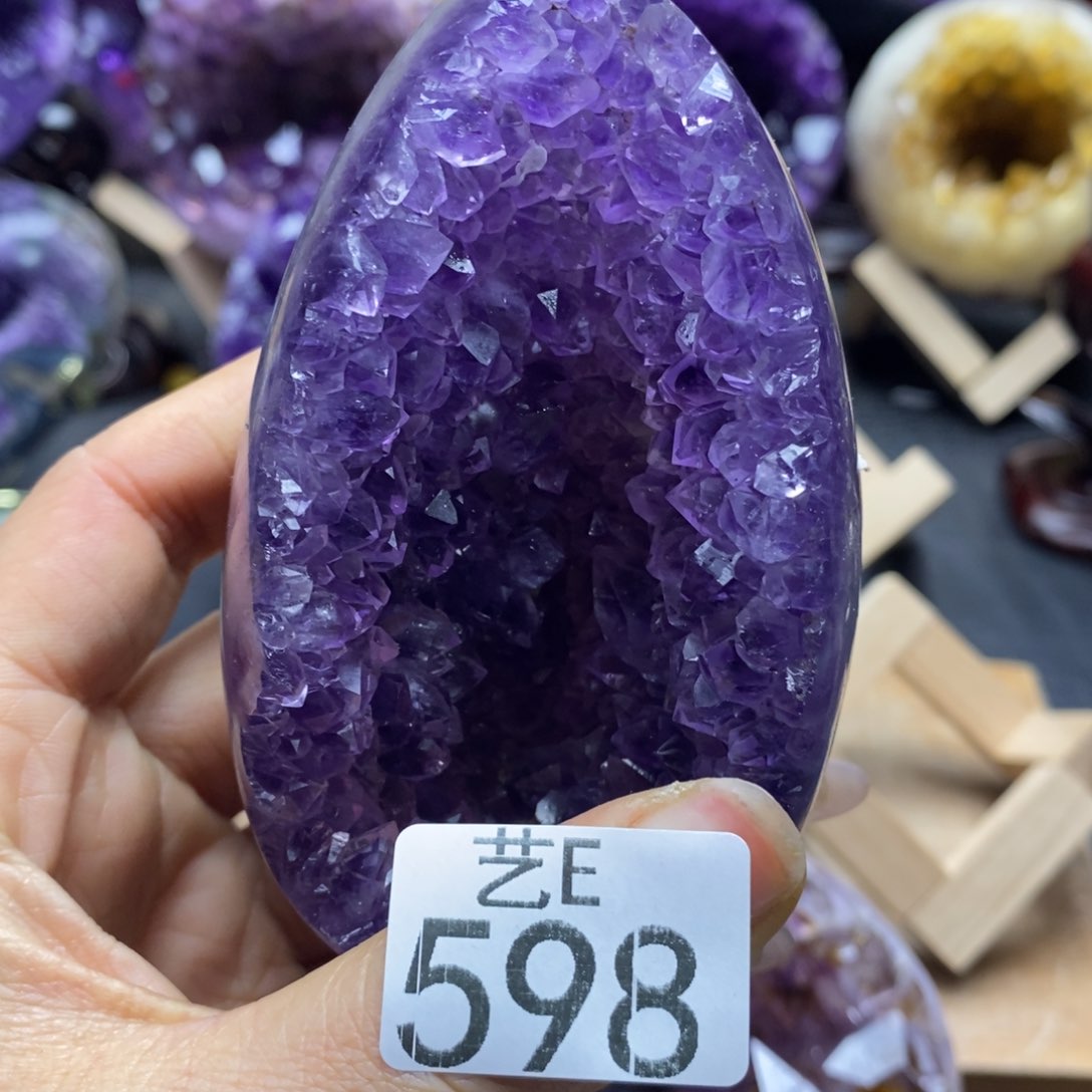 【闪购商品】水晶大型摆件（非配饰）未镶嵌梅***?