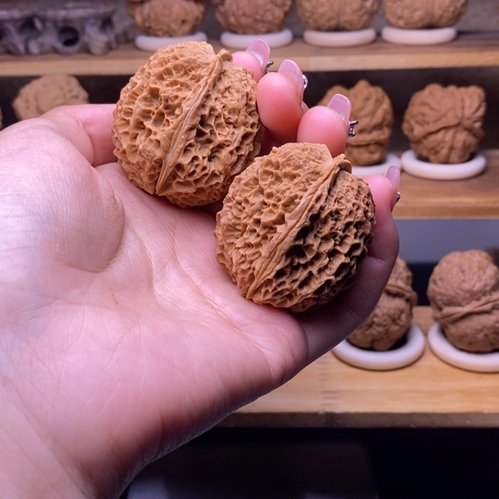 秋***水吊坠文玩核桃8。              