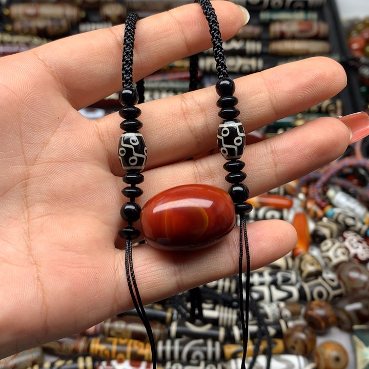 十****玛瑙/玉髓未镶嵌吊坠(赠链)