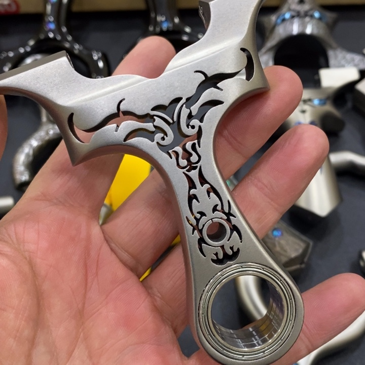 狮***巴90-25钛合金牛魔王带弓包