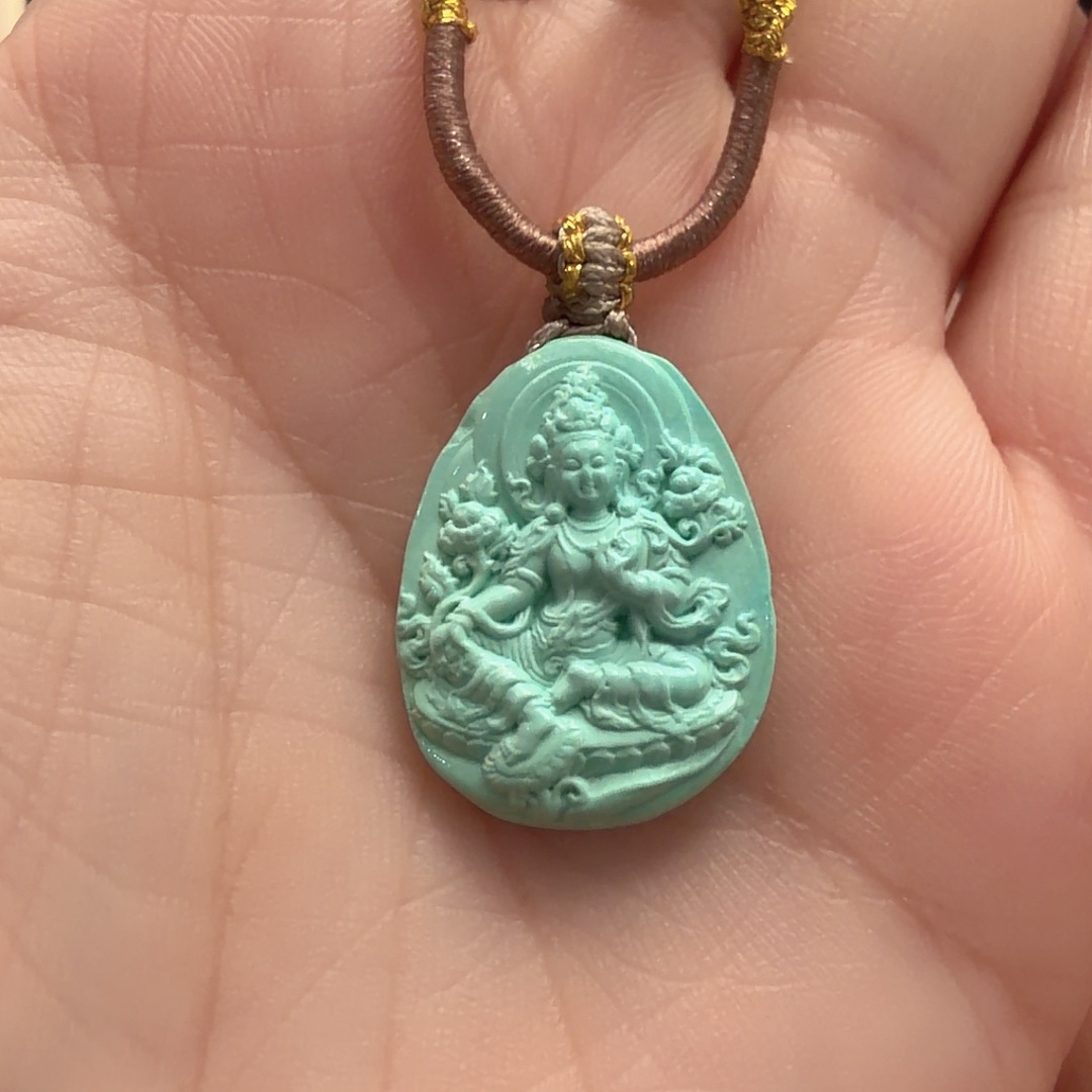 绿松石未镶嵌颈饰