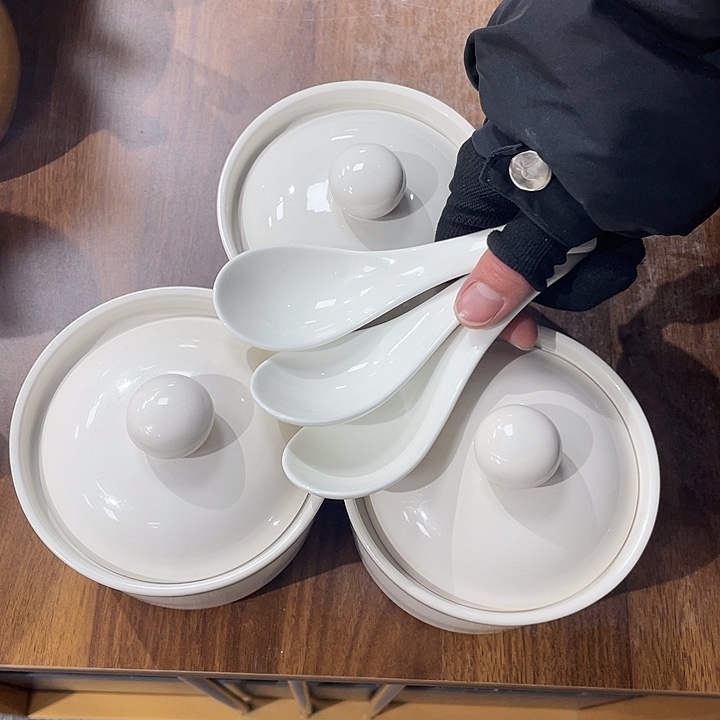 白瓷餐盘餐盘餐盘