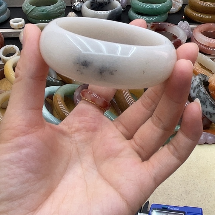 石英质玉圈口59未镶嵌