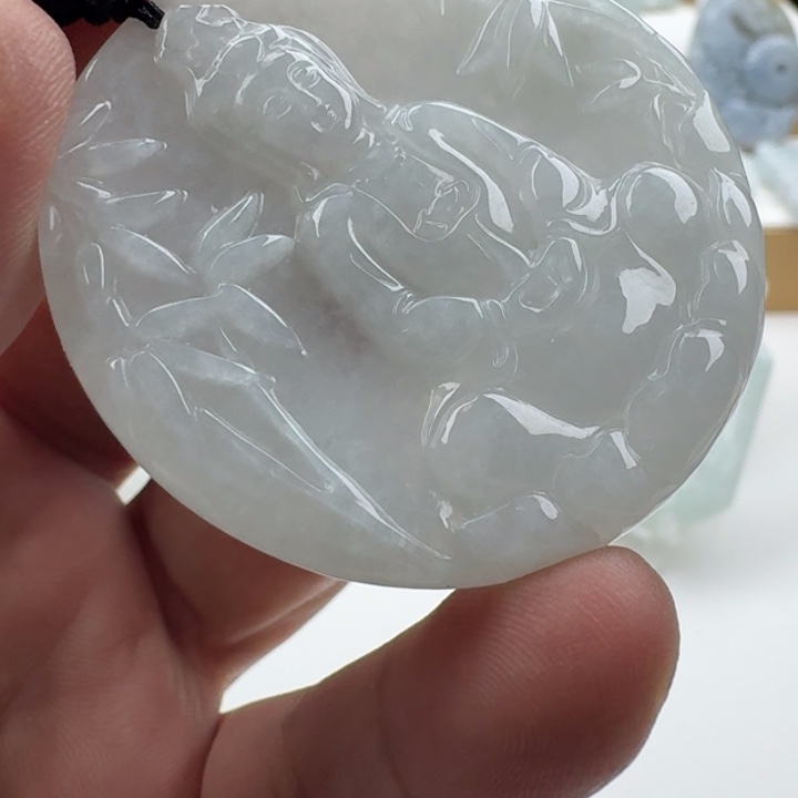 翡翠未镶嵌颈饰天然缅甸A货翡翠