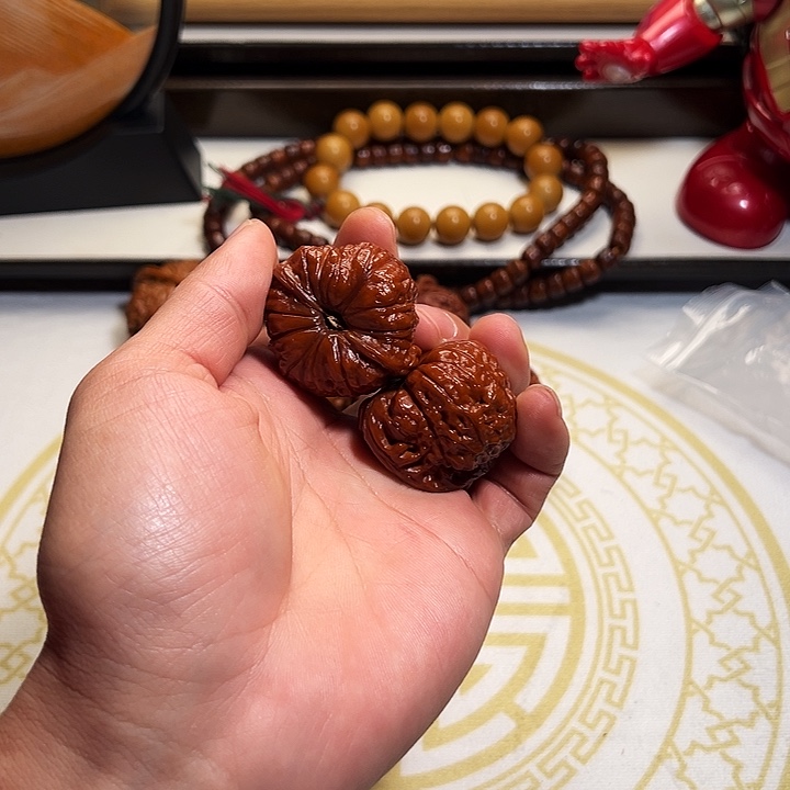 郭***呀桃核把件南瓜文玩核桃狮子头