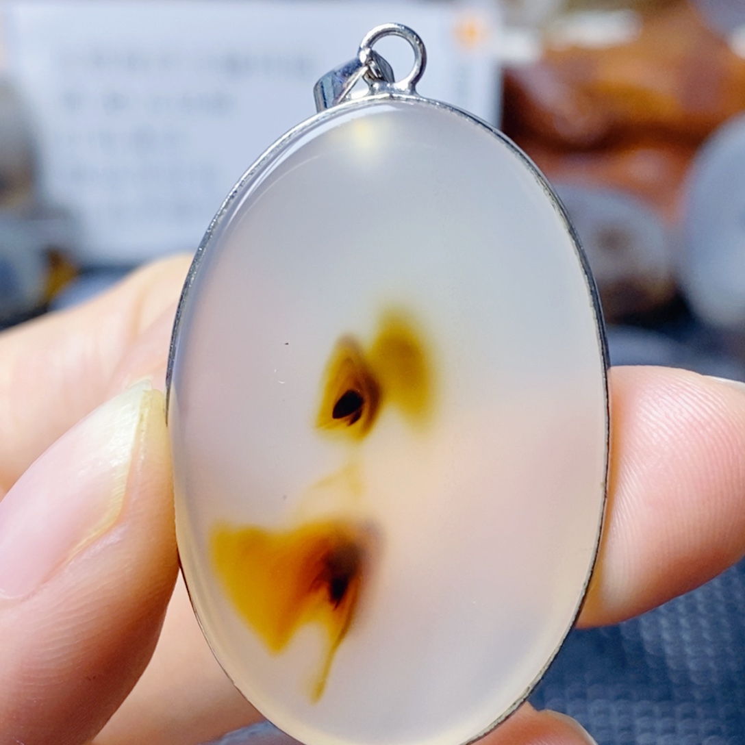 玛瑙/玉髓未镶嵌珠宝奇石