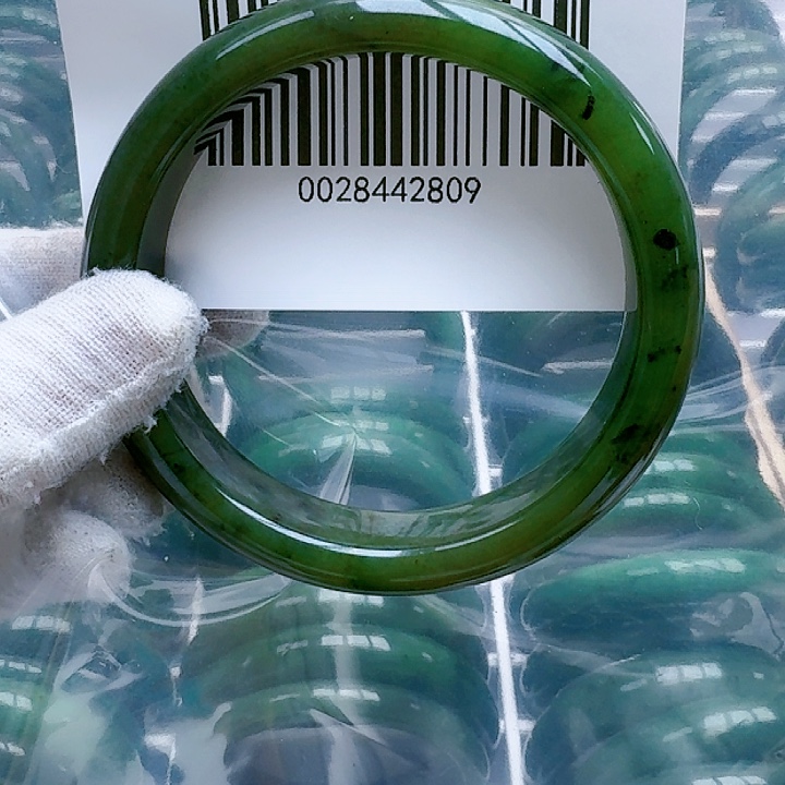 和田玉（碧玉）手镯未镶嵌62