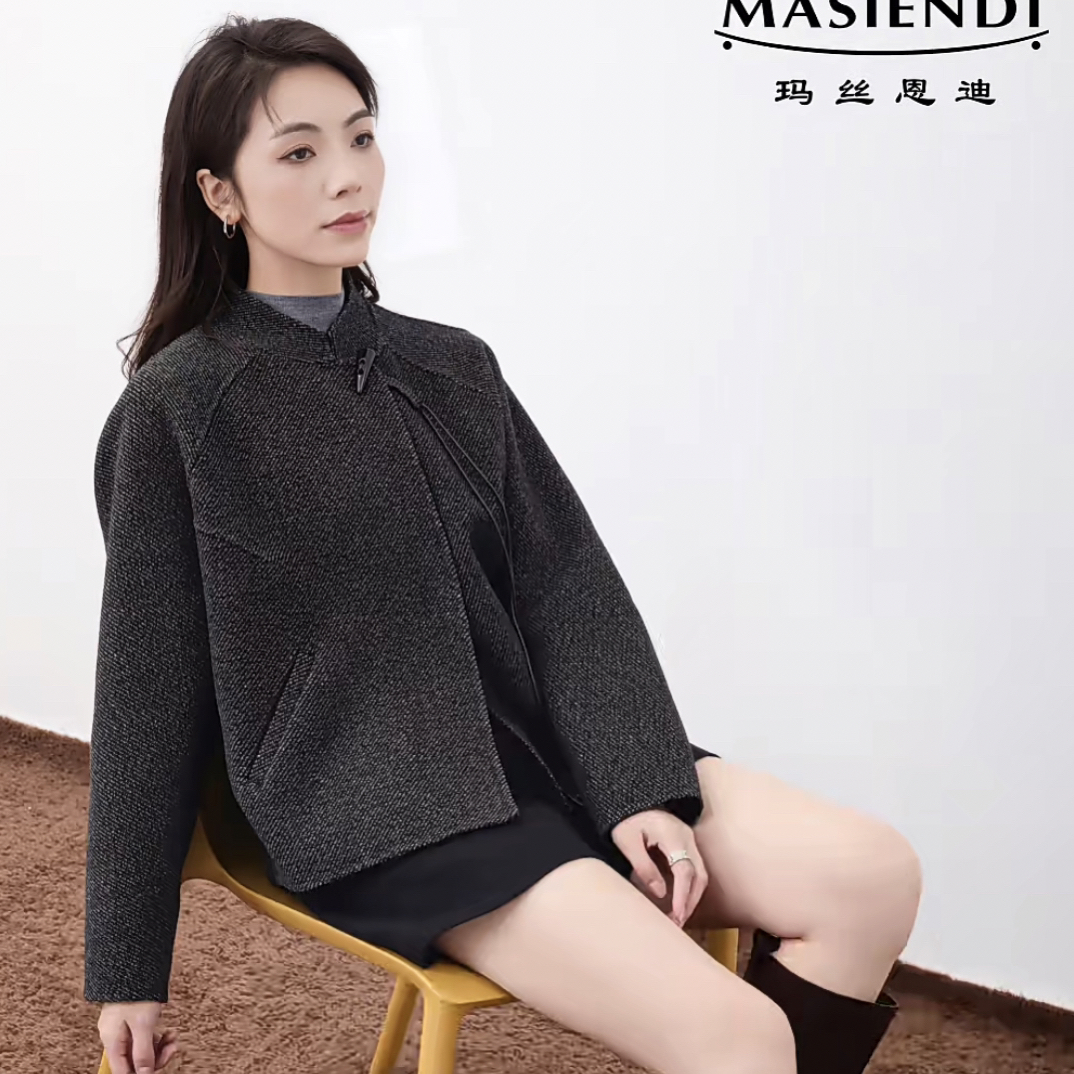 秋冬女短款立领设计感简约高级百搭毛呢外套冬季