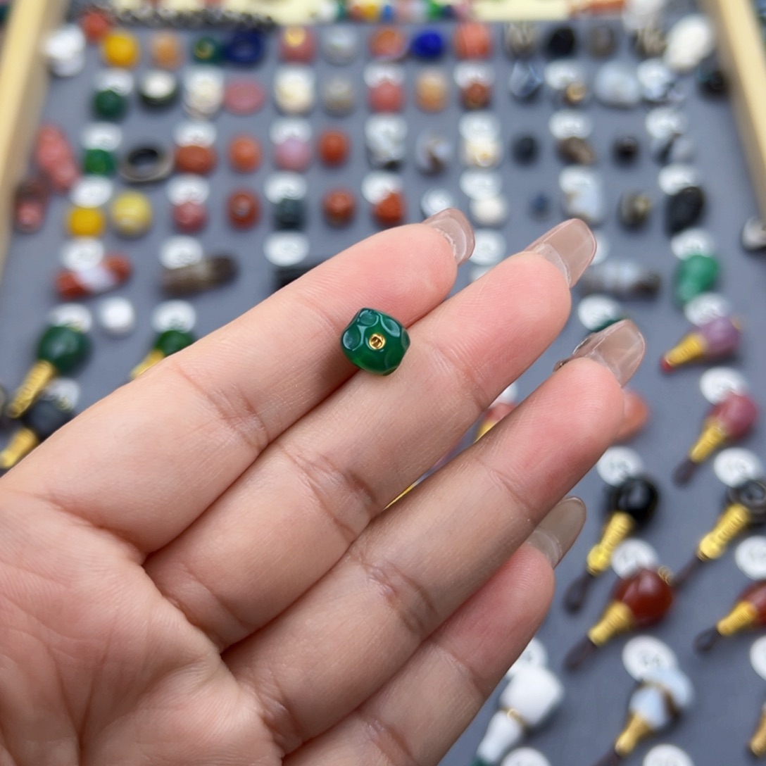 玛瑙/玉髓饰品未镶嵌