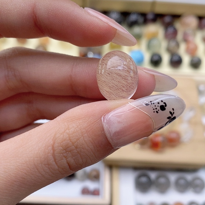 水晶颈饰未镶嵌，