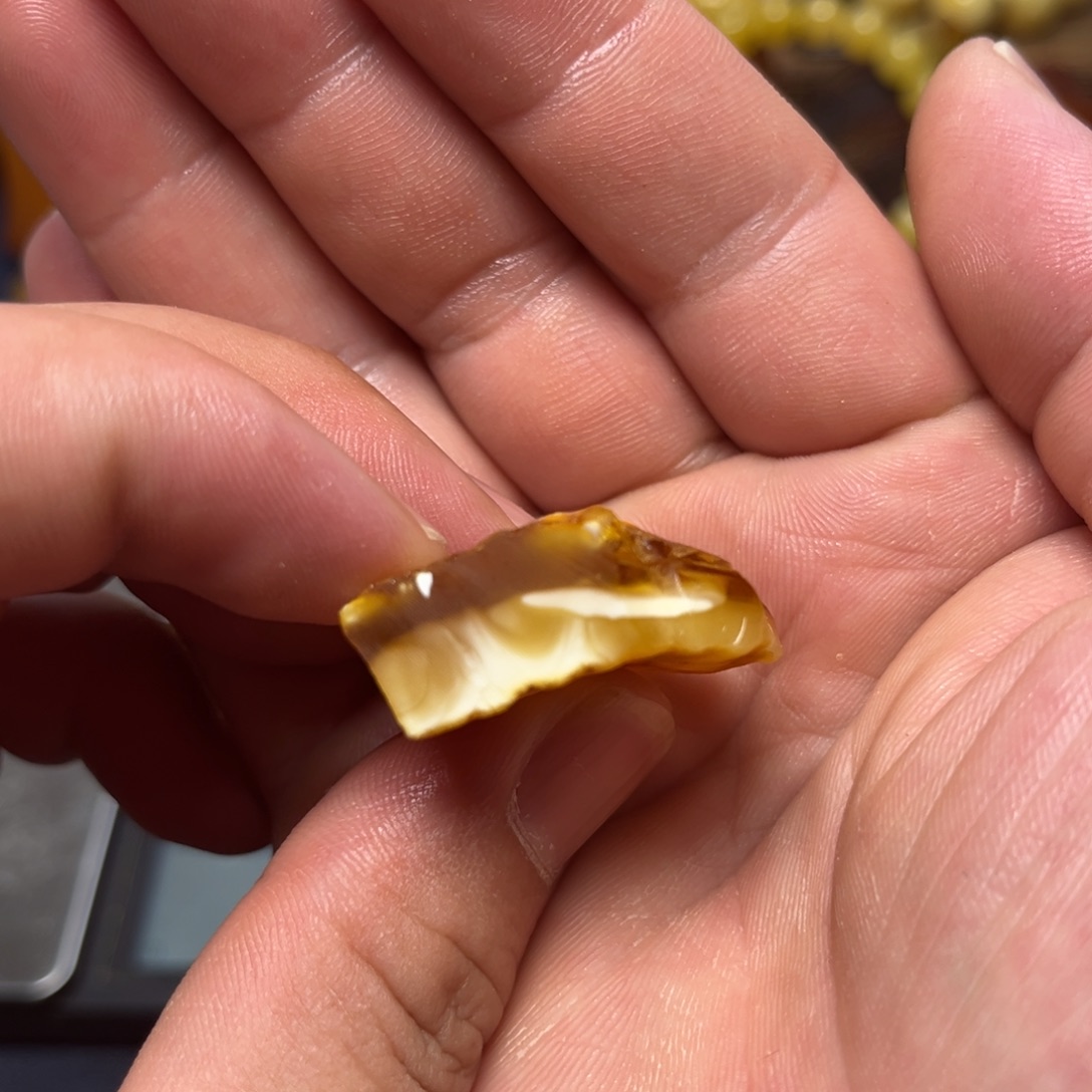 未镶嵌琥珀裸石蜜蜡定制