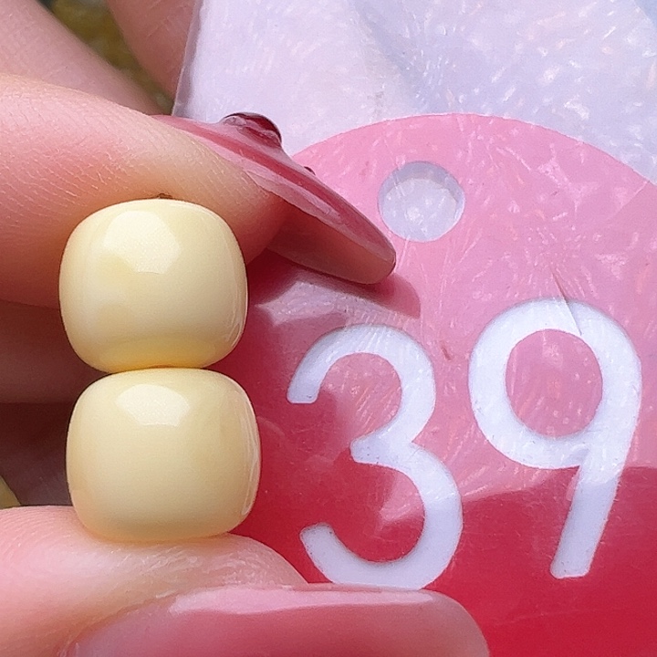 蜜蜡裸石未镶嵌9.2mm 老型