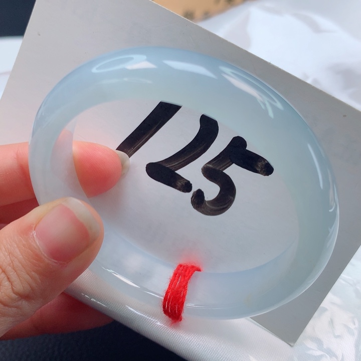 翡翠手镯未镶嵌冰强推