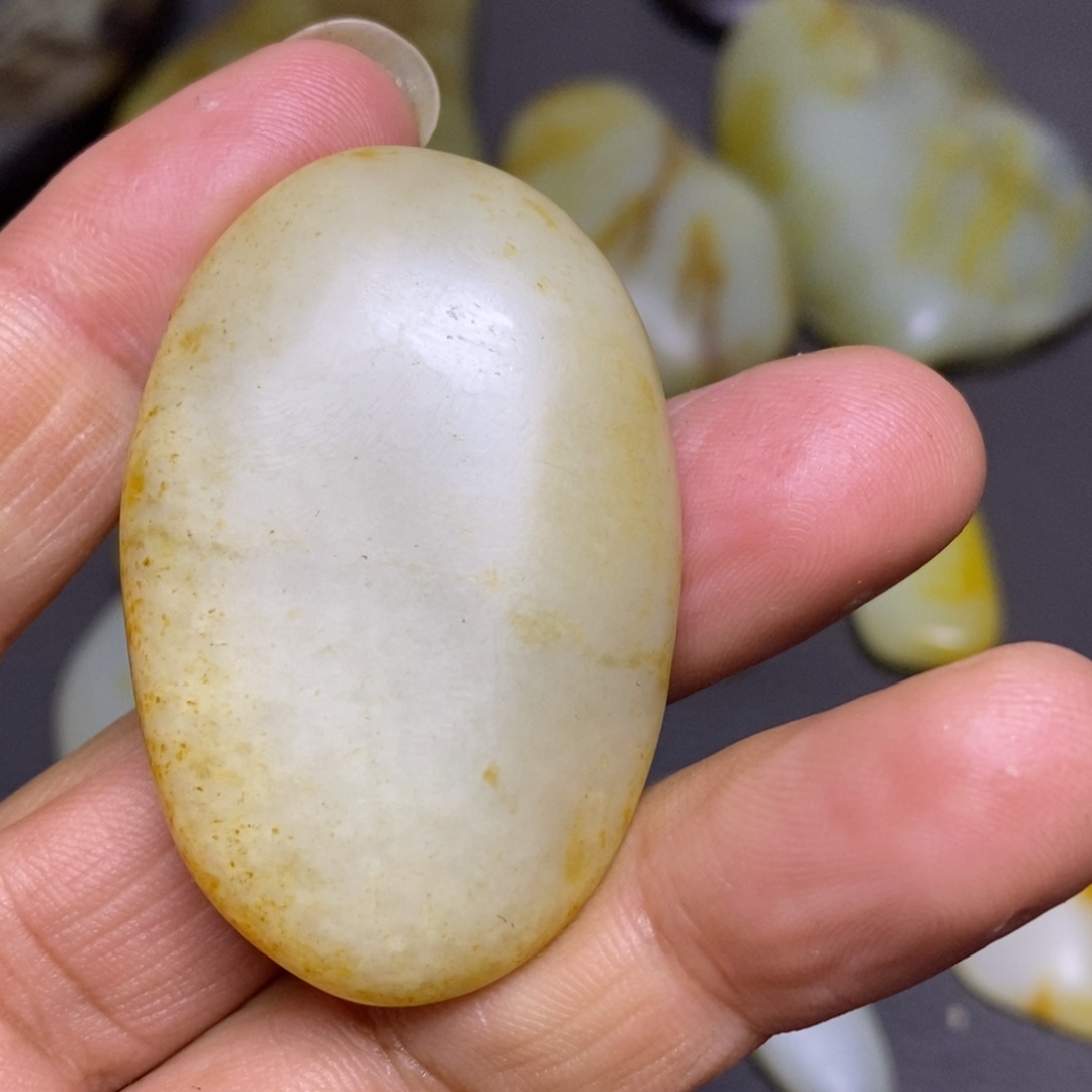 和田玉（糖玉）未镶嵌挂件