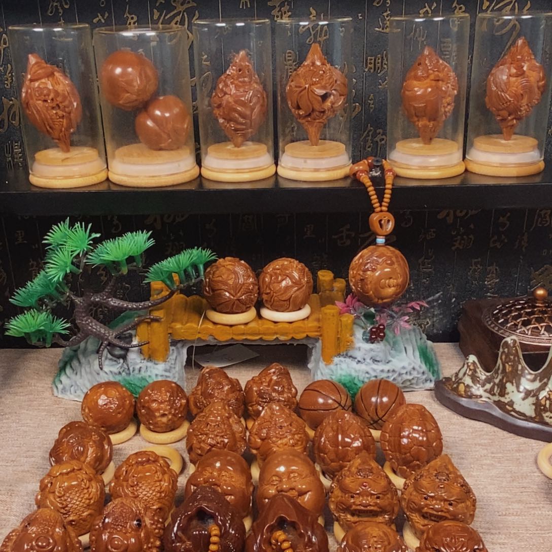 橄榄核吊坠"****ˇ三面生命009995