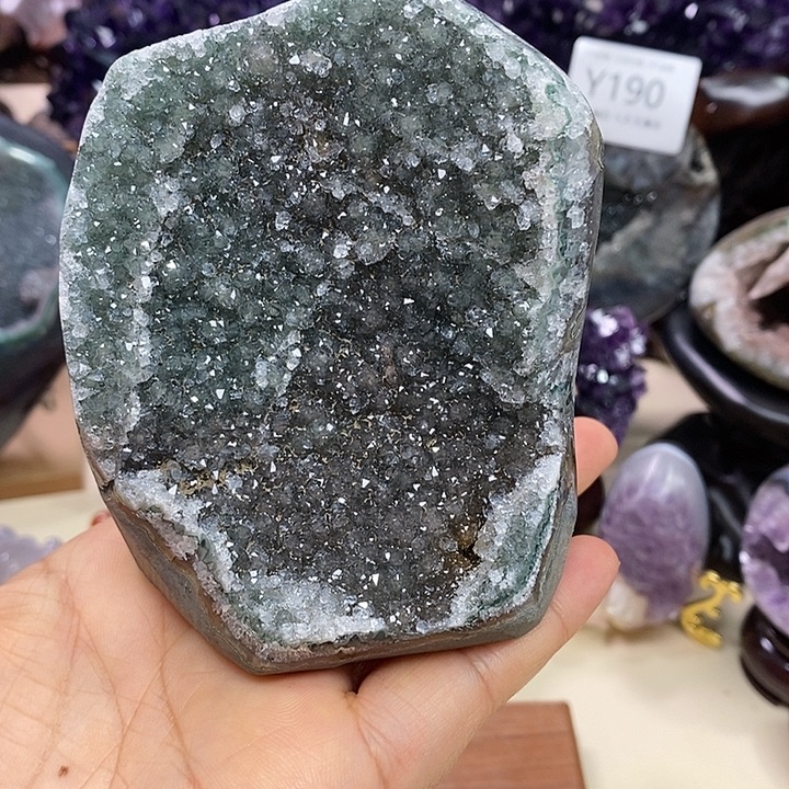未镶嵌紫晶大型摆件（非配饰）