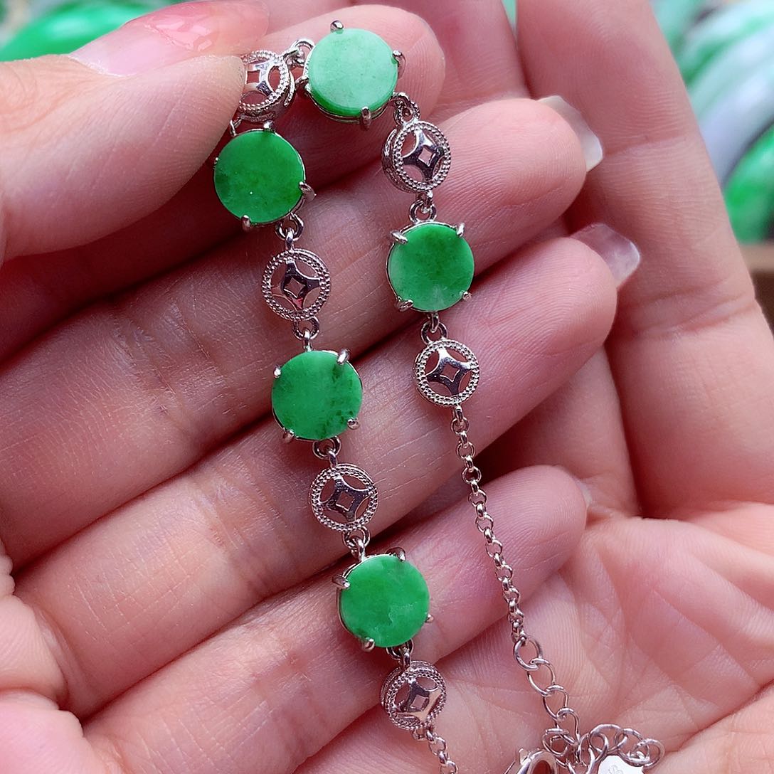 翡翠颈饰银S925镶嵌翡翠