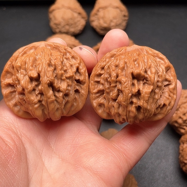 文玩核桃吊坠四座楼