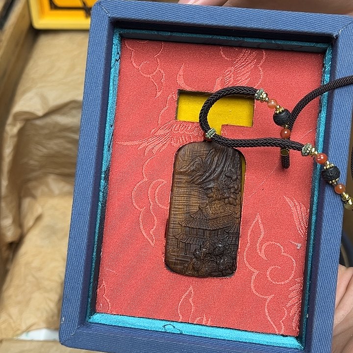 大叶紫檀（黑酸枝木类）