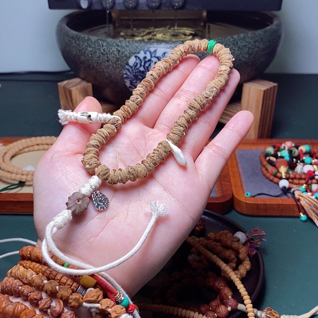 柏香籽/百香籽吊坠266.6