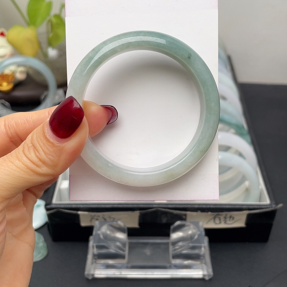 翡翠手镯未镶嵌49正圈