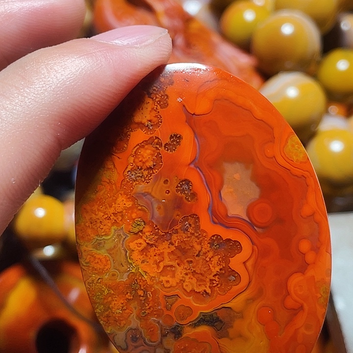 玛瑙/玉髓玛瑙未镶嵌樱*树