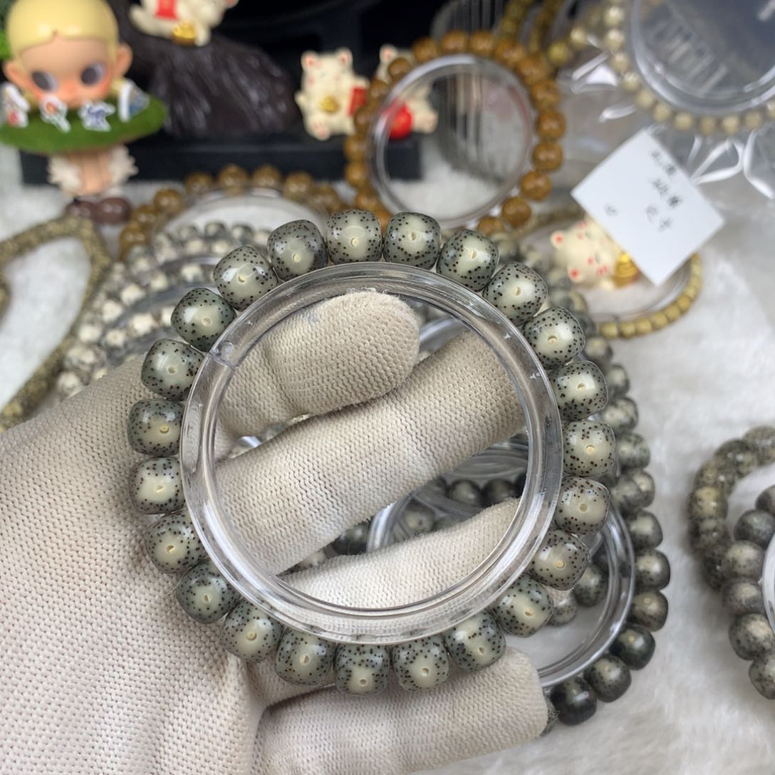 星月菩提手串每****油12号精品黄金瞳10×9