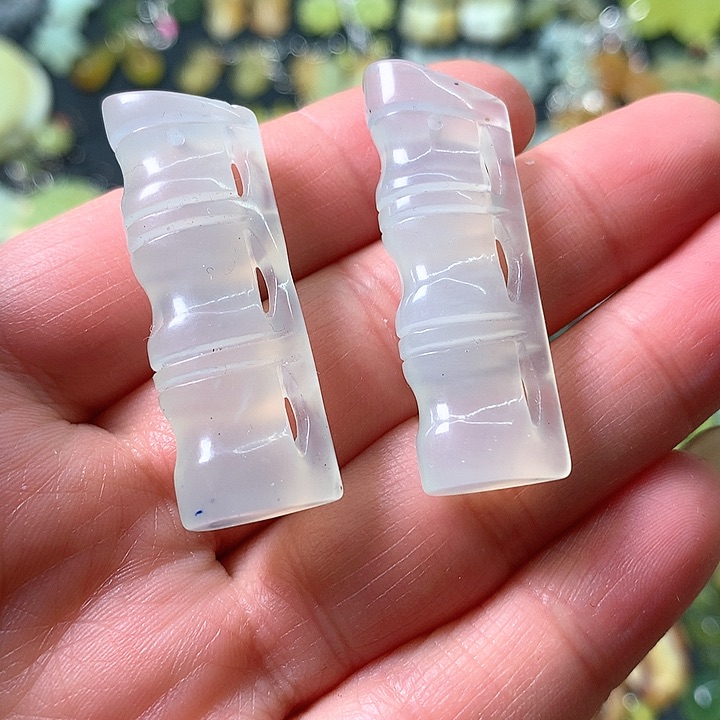 蛇纹石玉耳坠未镶嵌