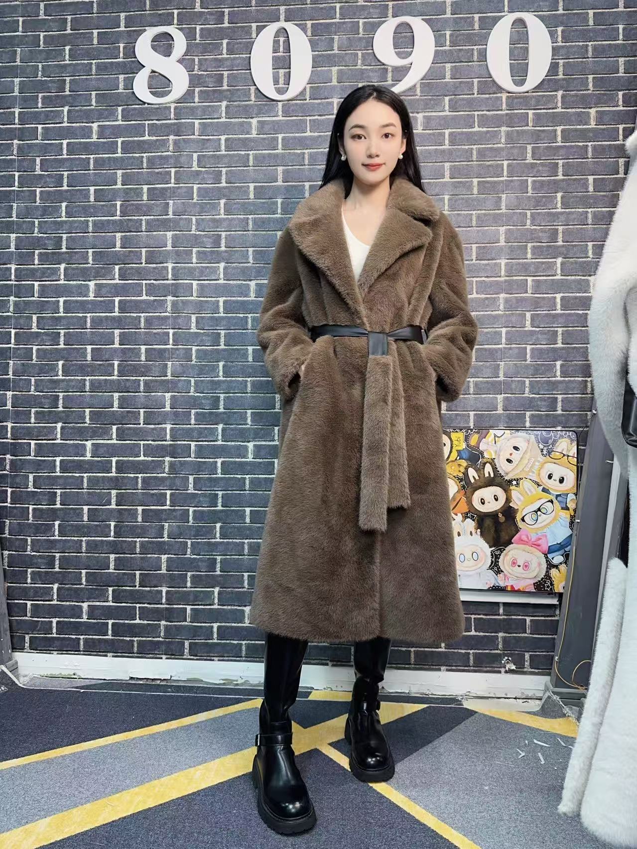 柔软保暖舒适百搭貂绒外套妈妈穿轻便时尚625