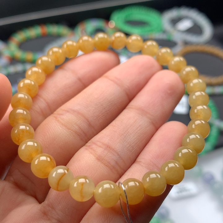 翡翠手镯未镶嵌卡