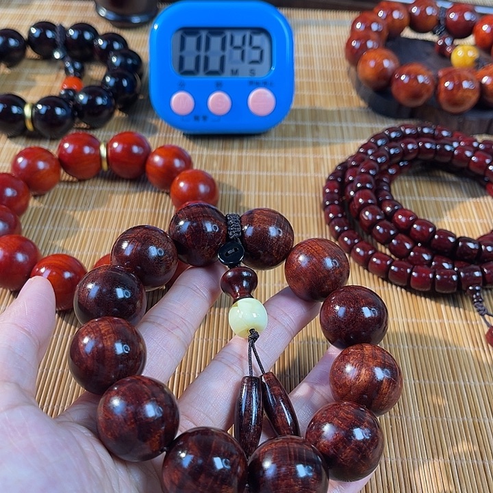 ****学木小叶紫檀手工艺