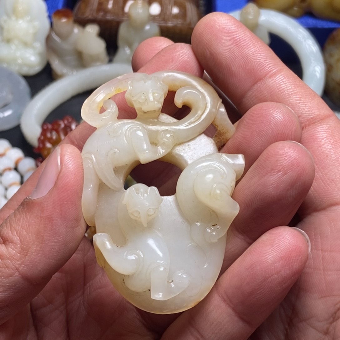 和田玉挂件未镶嵌