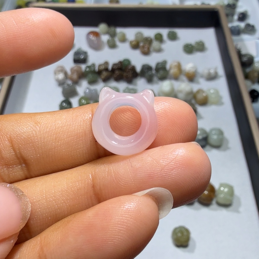 和田玉未镶嵌珠宝奇石