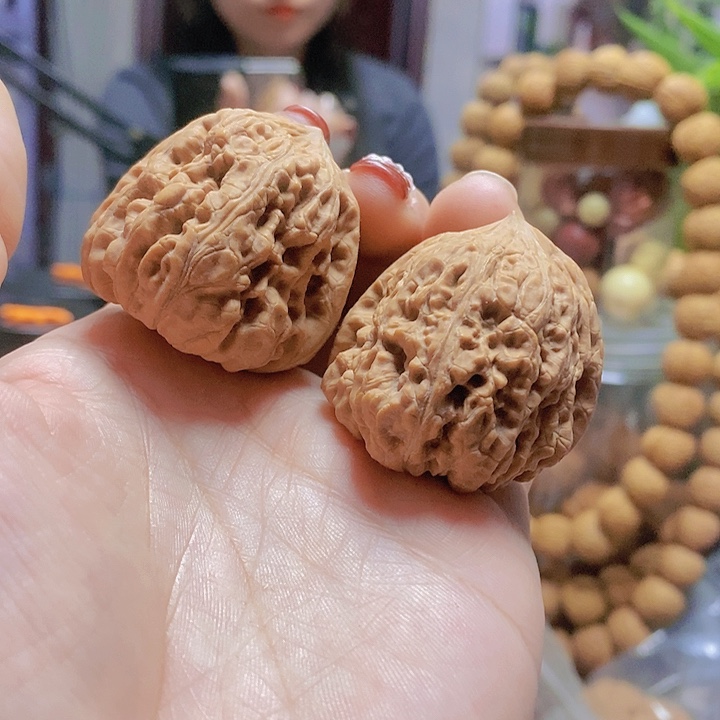【闪购商品】文玩核桃把件37平谷凹底大肚子