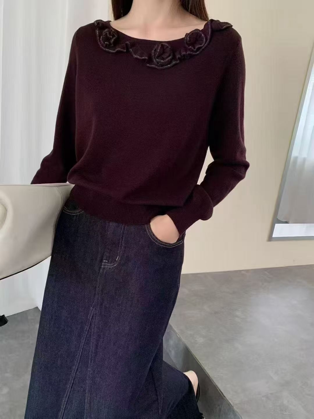 欧洲站乌衣轩秋季新款宽松时尚圆领套头玫瑰花上衣女