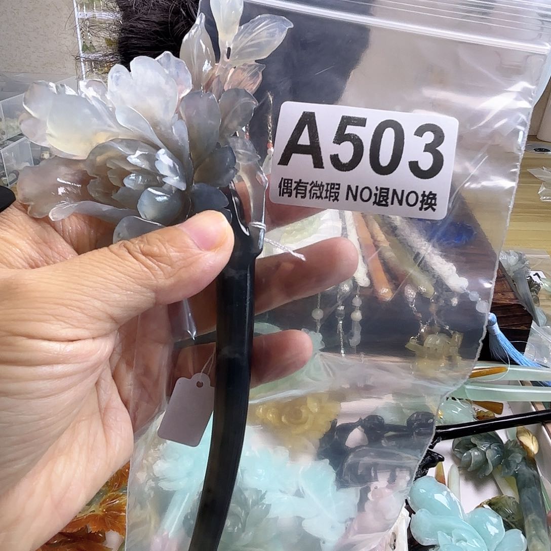 蛇纹石玉合金发饰小*女