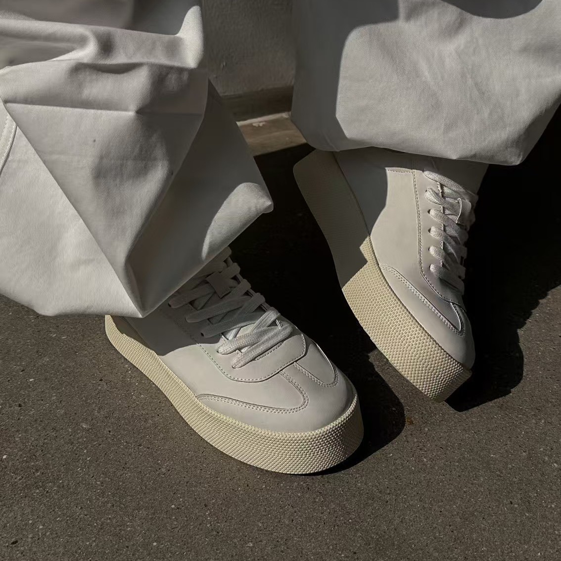 529-3 厚底松糕底小白鞋韩版简约百搭增高德训休闲板鞋