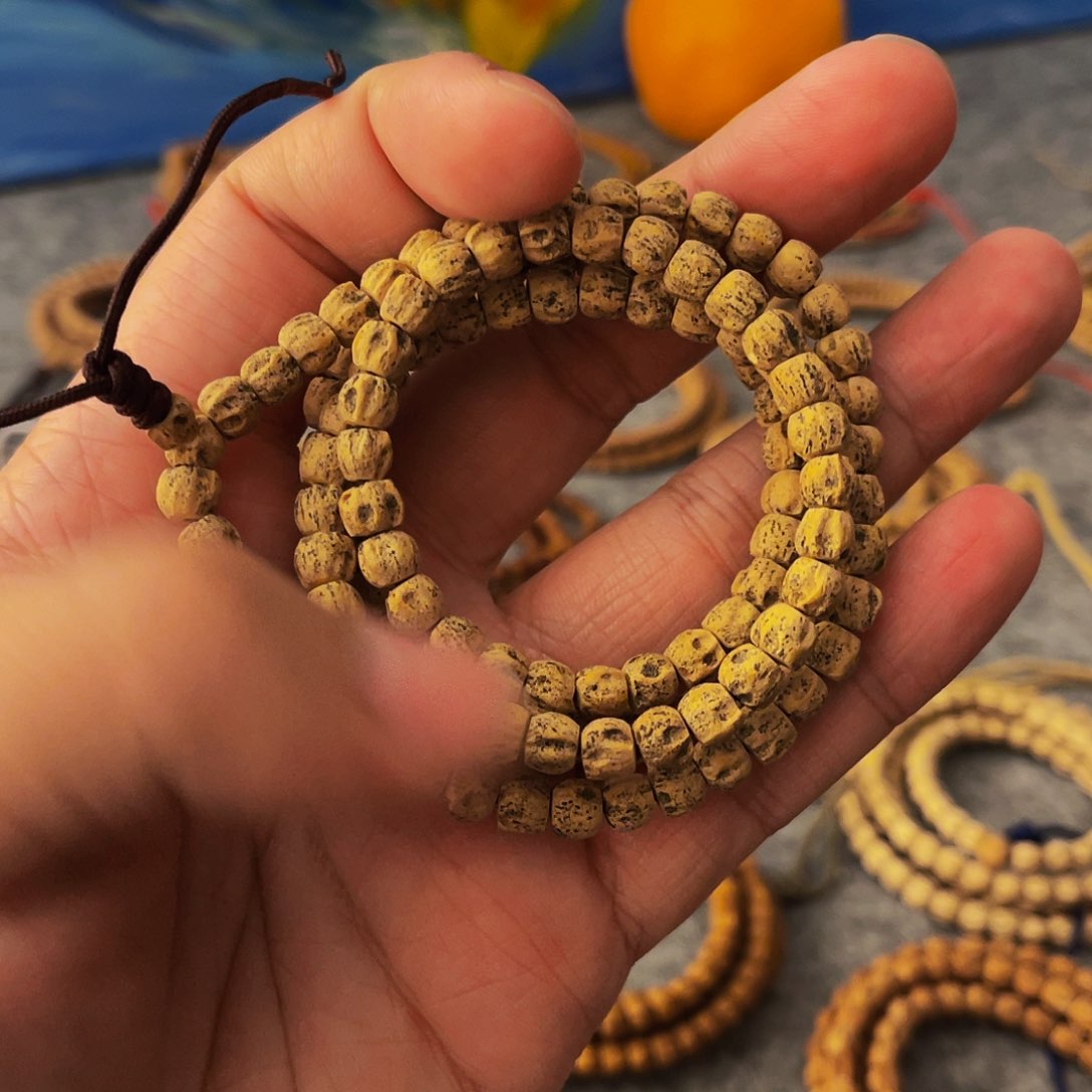 柏香籽/百香籽吊坠微脏粉皮鬼