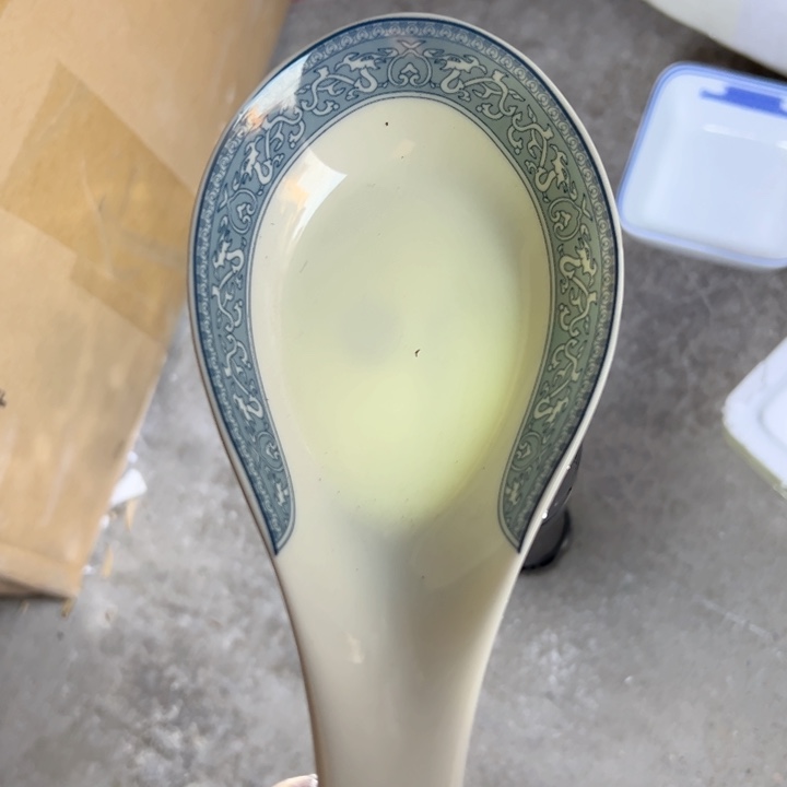 杯中铁大汤勺一个陶瓷