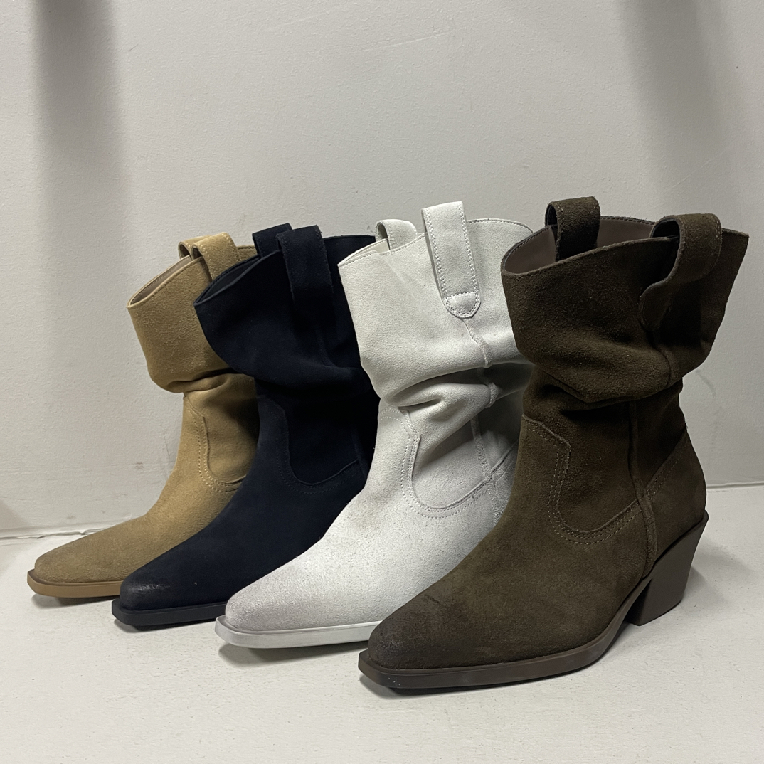 中通软底软面牛仔风骑士靴真皮粗跟