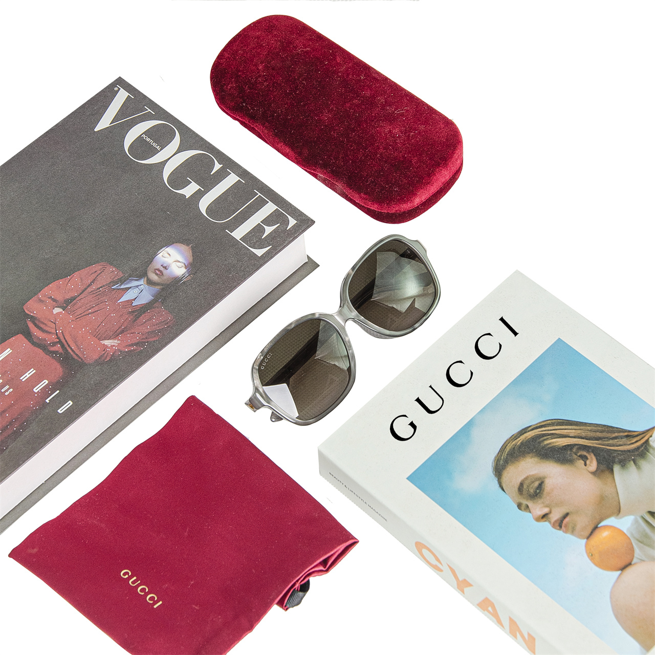 全新未使用 GUCCI/古驰  黑色树脂潮流时尚变色配件金框墨镜G0918