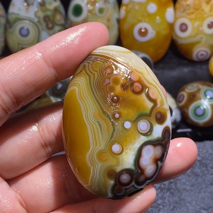 玛瑙/玉髓未镶嵌珠宝奇石187