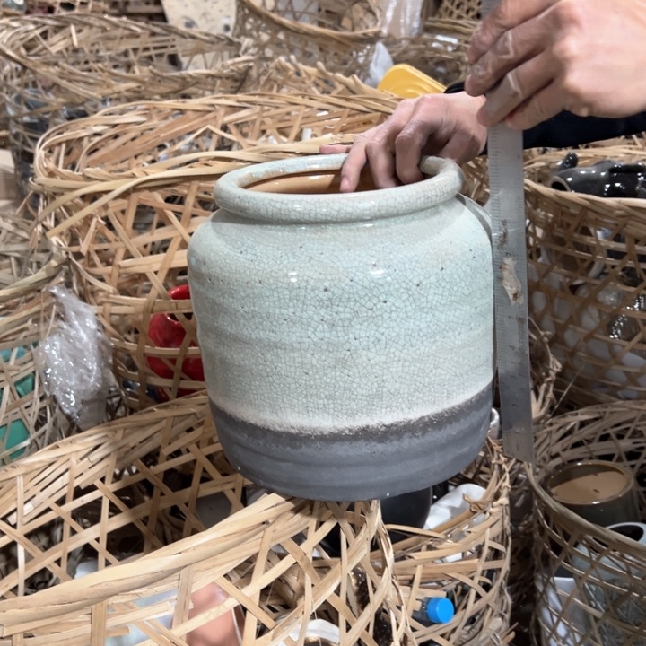 摆件高度24厘米口径17厘米微瑕捡漏针眼