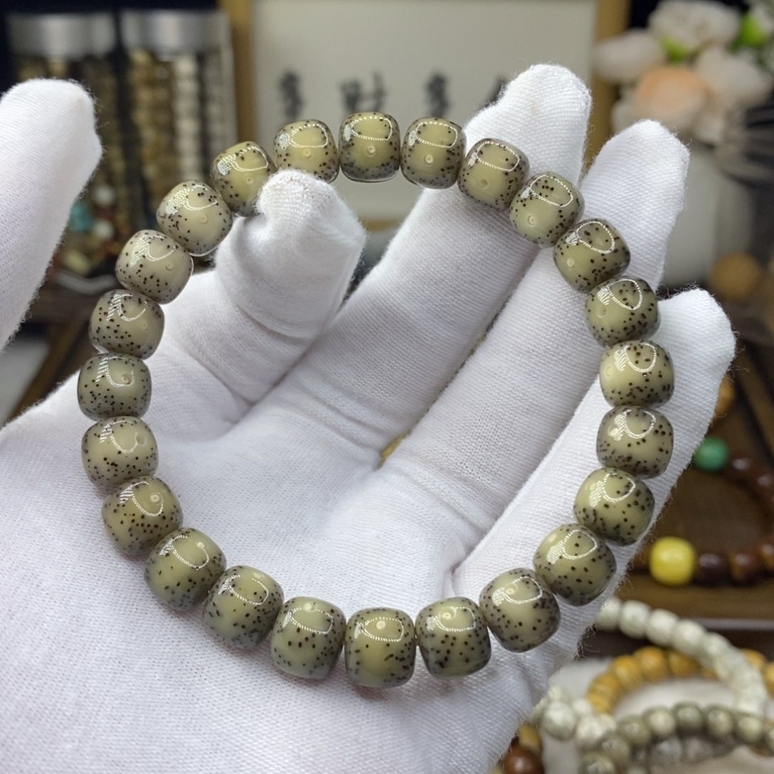 星月菩提手串S级金款9.5/8.5糯冰大眼睛月朗星稀