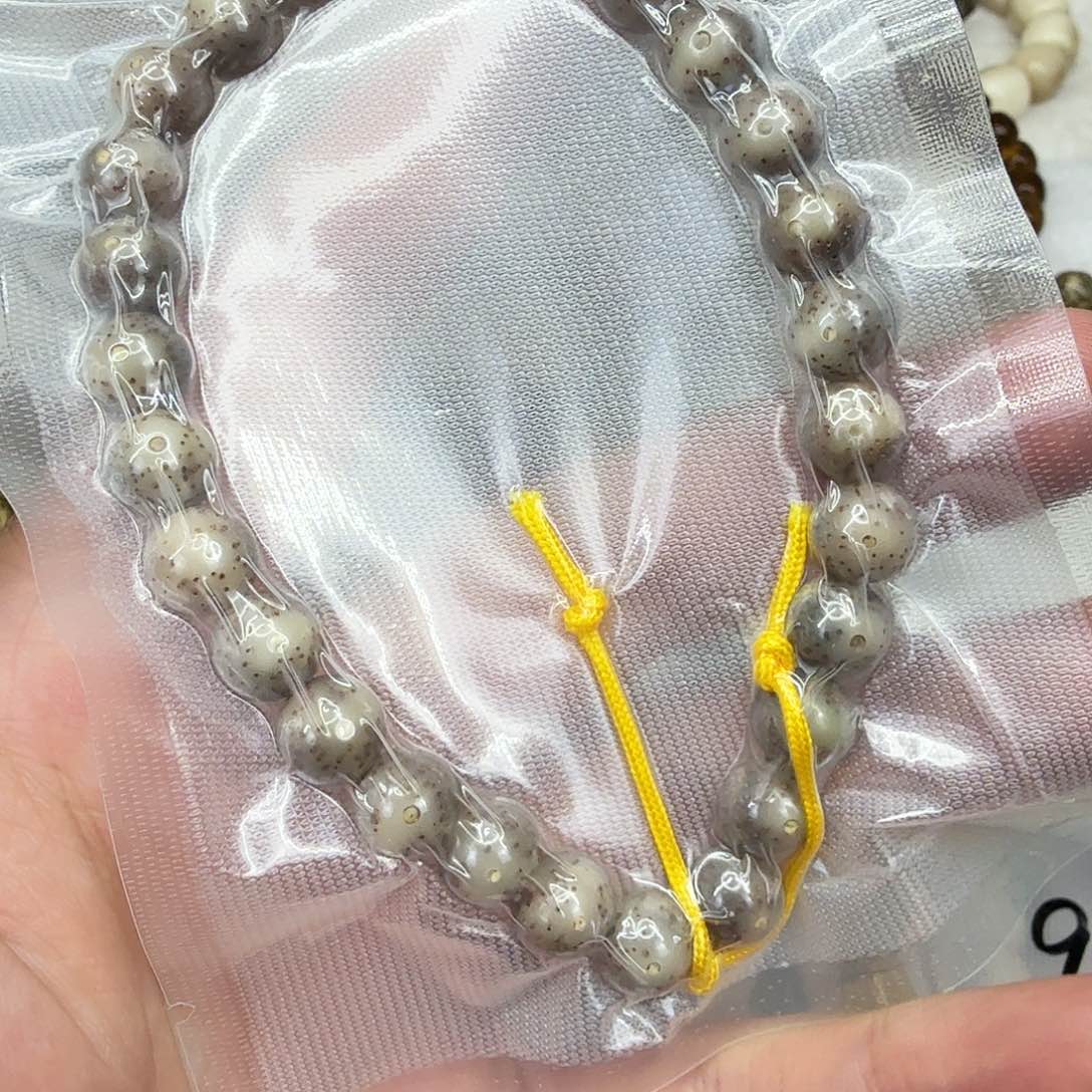 星月菩提手串22高端黑冰星月菩提0.9圆手持