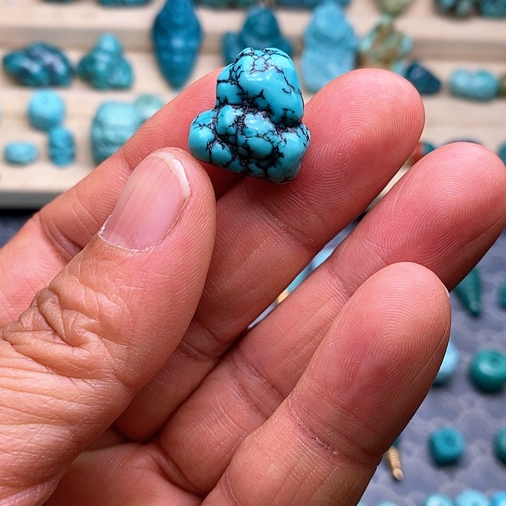 绿松石珠宝奇石未镶嵌