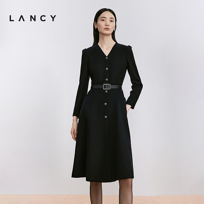 LANCY/朗姿24冬新款高级感羊毛V领收腰A字针织连衣裙气质裙子女
